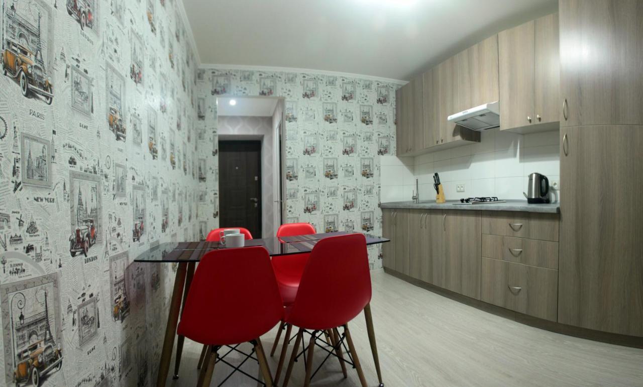 Standard Plus Apartment ポルタヴァ エクステリア 写真